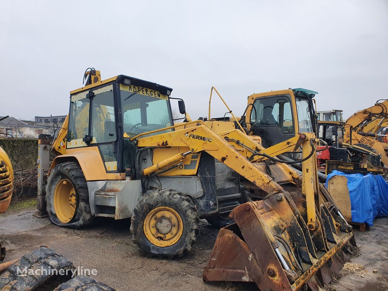 Fermec 760  backhoe loader for parts