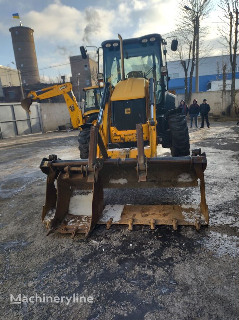 JCB 3CX backhoe loader