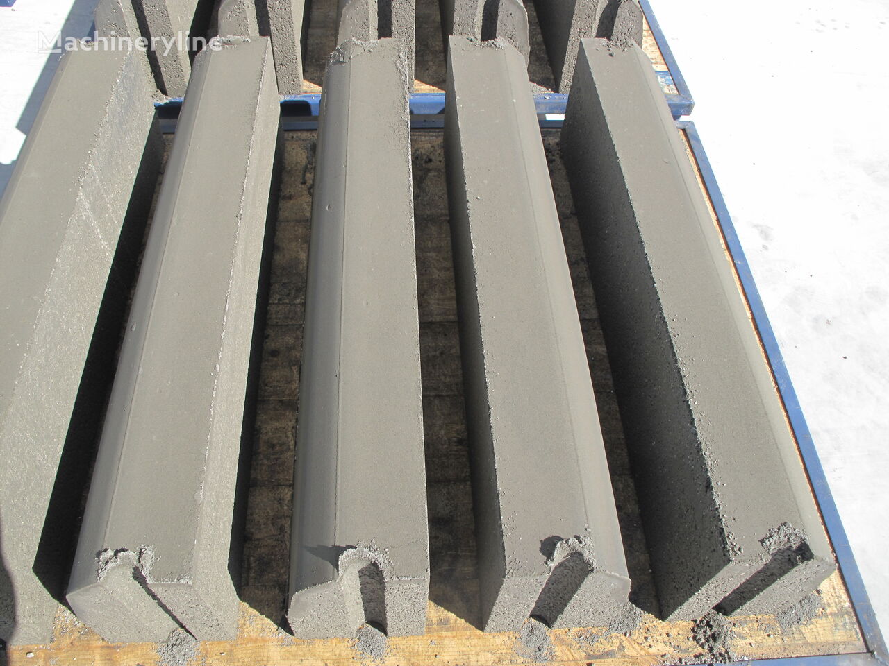 new CONMACH BlockKing-36MD Concrete Paving  Stone Machine - 1.000 m2/shift block making machine