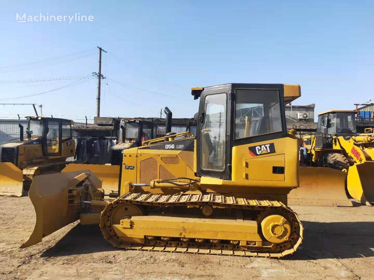 Caterpillar D5G bulldozer