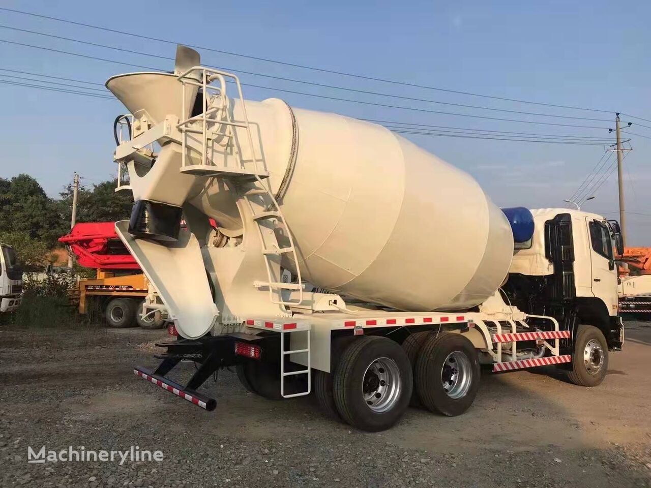 Hino 700 concrete mixer truck