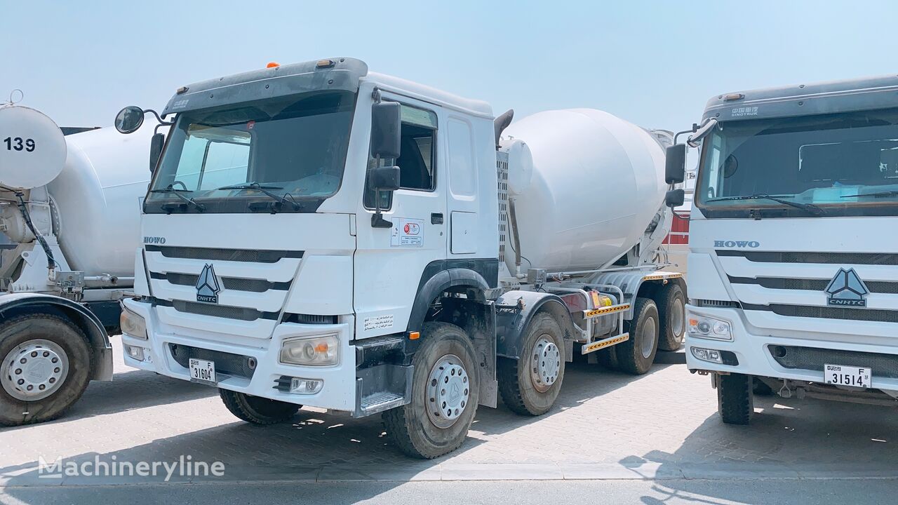 XCMG 12 CBM on chassis Howo 370 concrete mixer truck