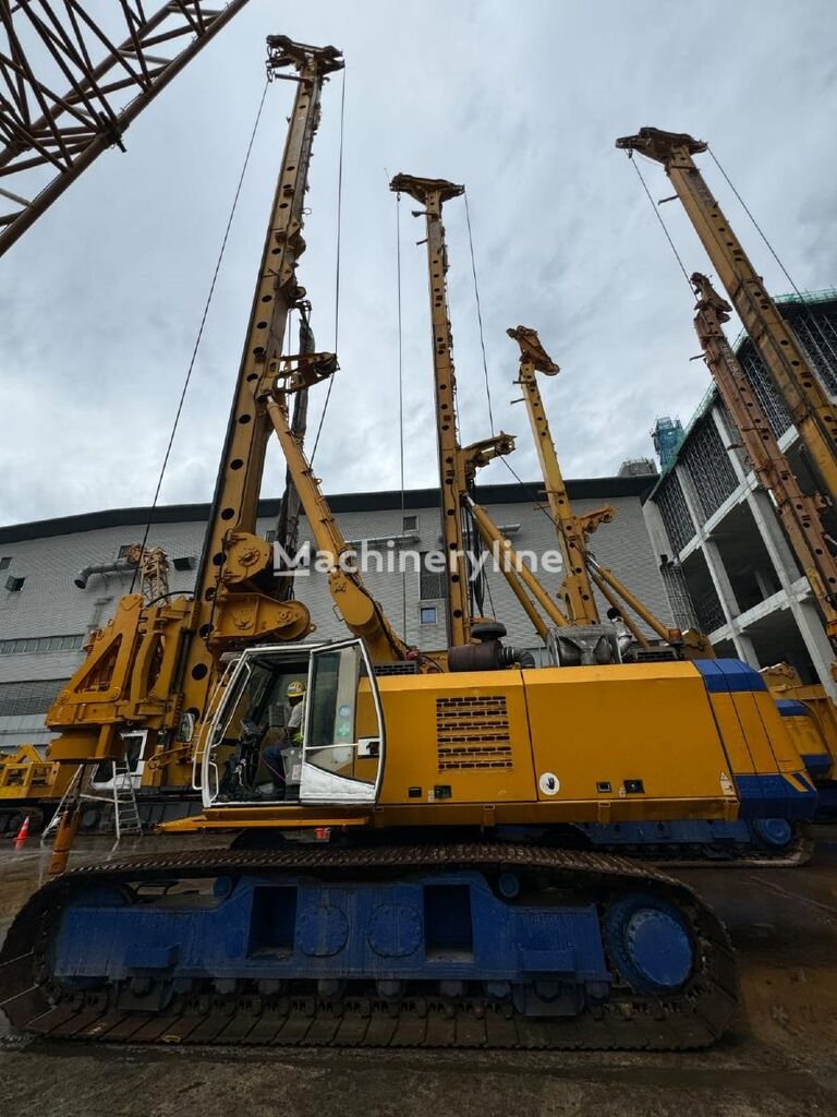 Bauer BG 28 drilling rig