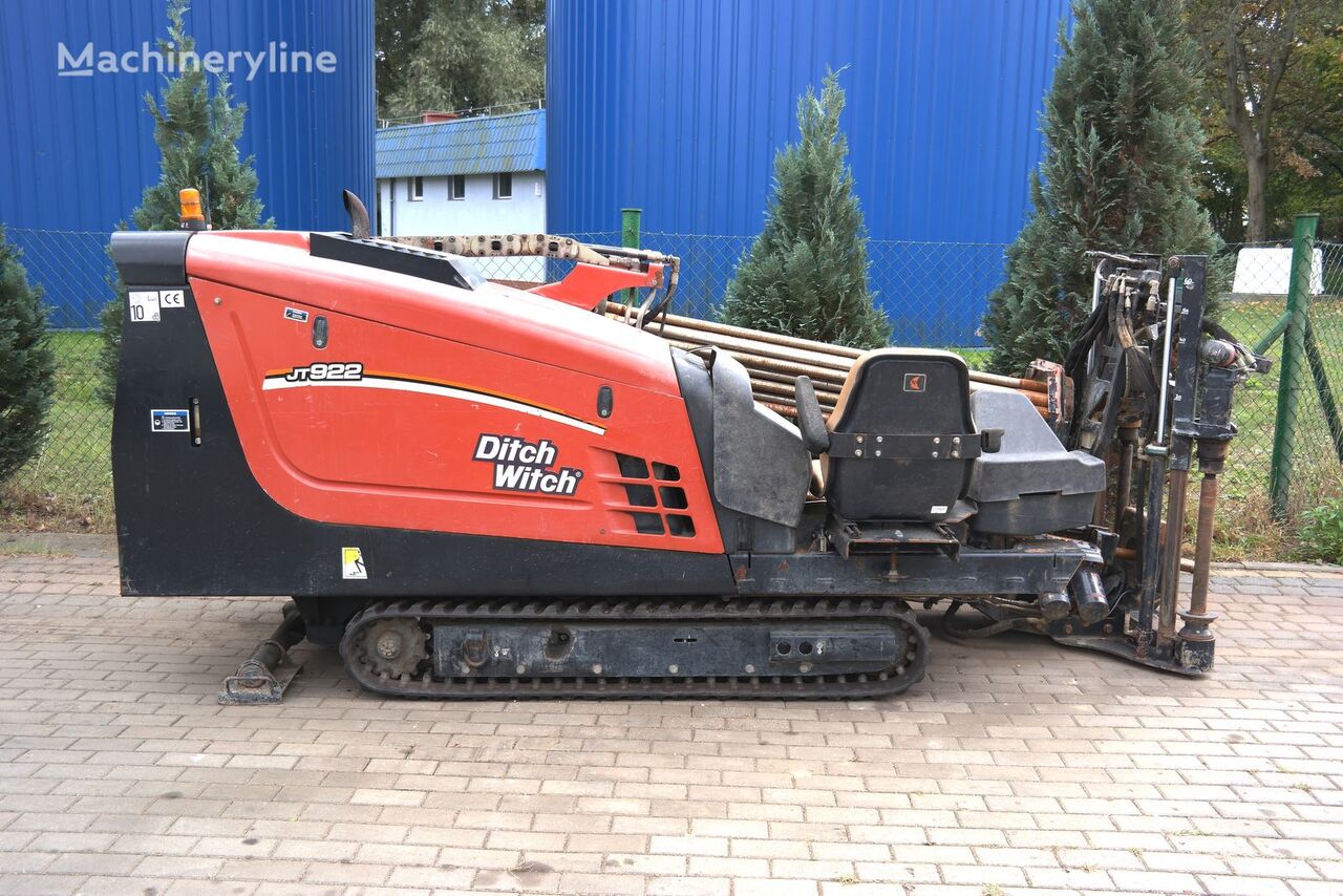 Ditch-Witch JT922 horizontal drilling rig