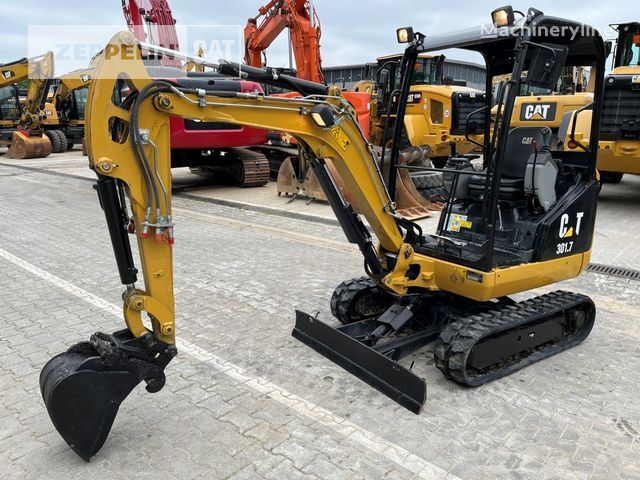 Caterpillar 301.7D mini excavator