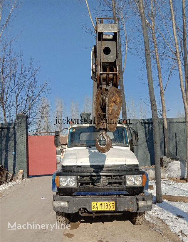 Tadano BT-80A mobile crane