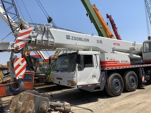 ZOOMLION QY70V mobile crane