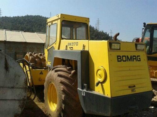 BOMAG BW217D single drum compactor