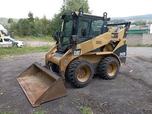 Caterpillar 242B skid steer