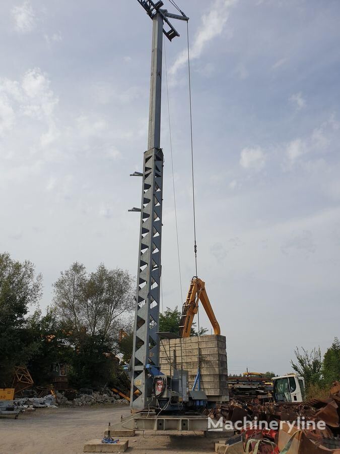 Condecta 3010 tower crane