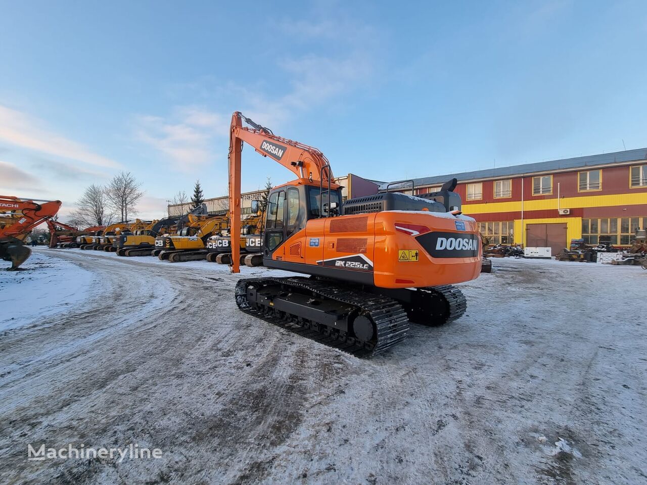 Doosan DX 225LC-7 SLR tracked excavator