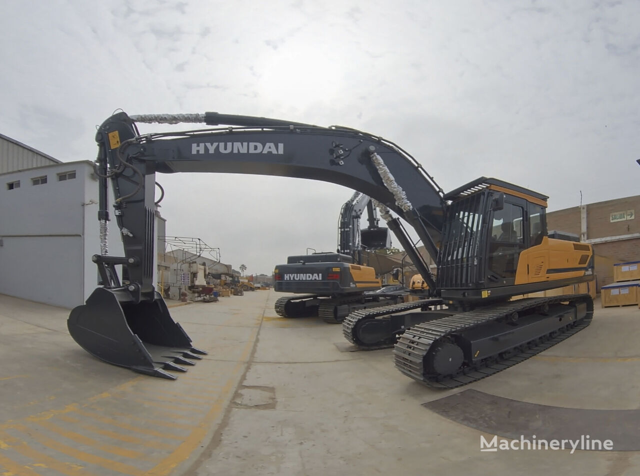 HYUNDAI HX340SL  tracked excavator
