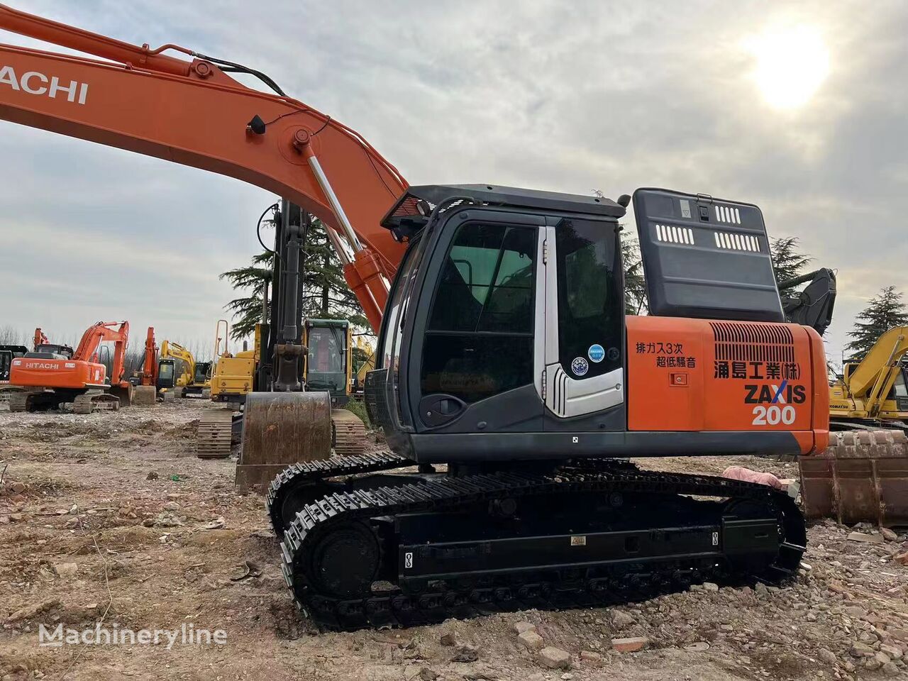 Hitachi ZX200-3 tracked excavator for sale China Shanghai, YF34763