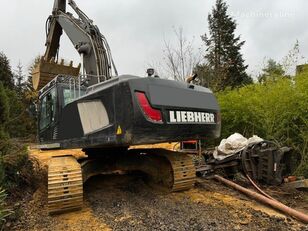 LIEBHERR R 946 LC Lánctalpas Forgókotró tracked excavator