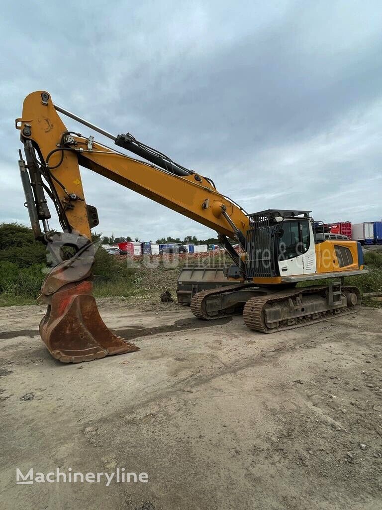 Liebherr R946LC tracked excavator
