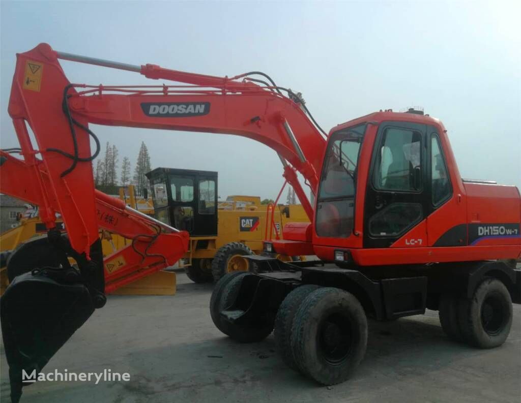 Doosan 150W-7 wheel excavator