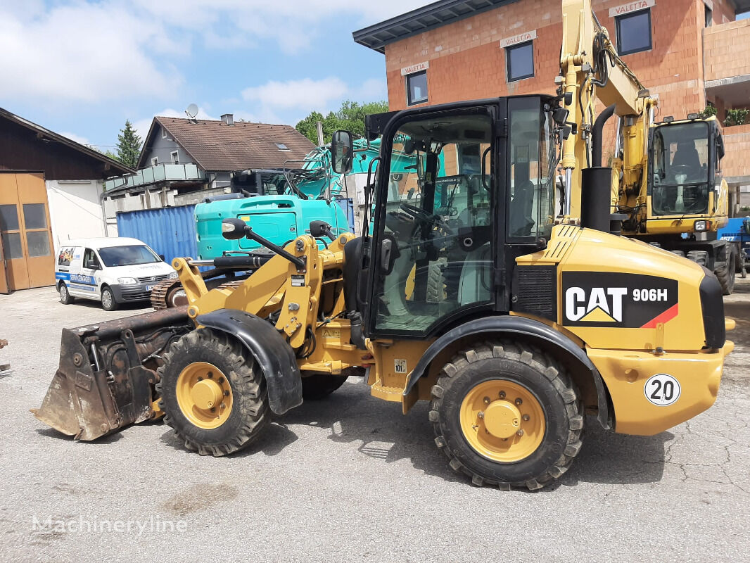 Caterpillar 906H wheel loader