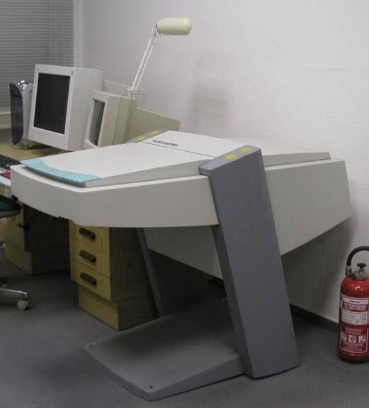 Linotype-Hell Topaz II 3D printer