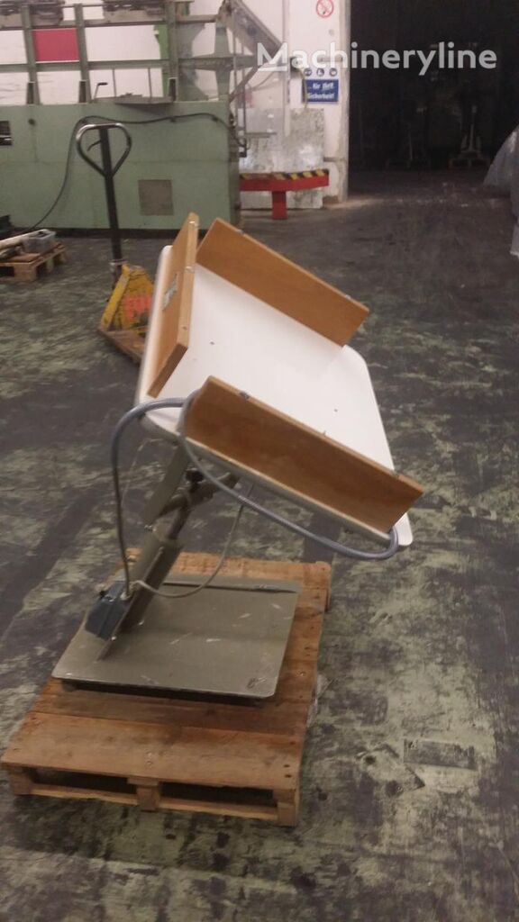 Polar GW2 paper guillotine cutter