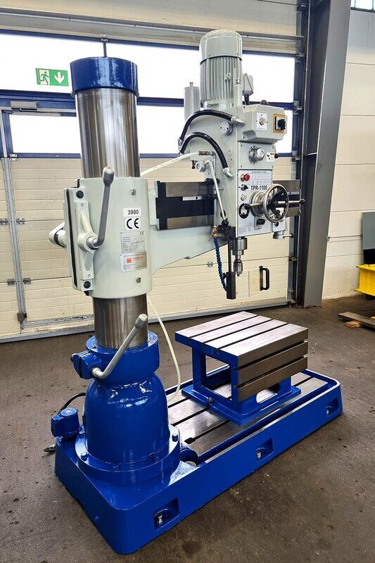 TAILIFT TPR-1100 radial drilling machine