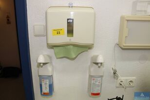 Tork Desinfektions-Zubehör gesamt 3 Papiertuchspender TORK medical equipment