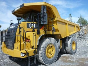 Caterpillar 772 haul truck