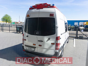 MERCEDES-BENZ Sprinter 319 Furgon DIESEL Ambulance L2H2 100.000 km!!! for sale image 7 MERCEDES-BENZ Sprinter 319 Furgon DIESEL Ambulance L2H2 100.000 km!!! image 7